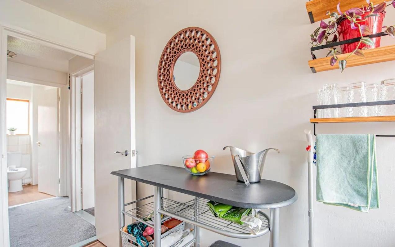 Home Away Home Near Heathrow Airport Cowley  المظهر الخارجي الصورة