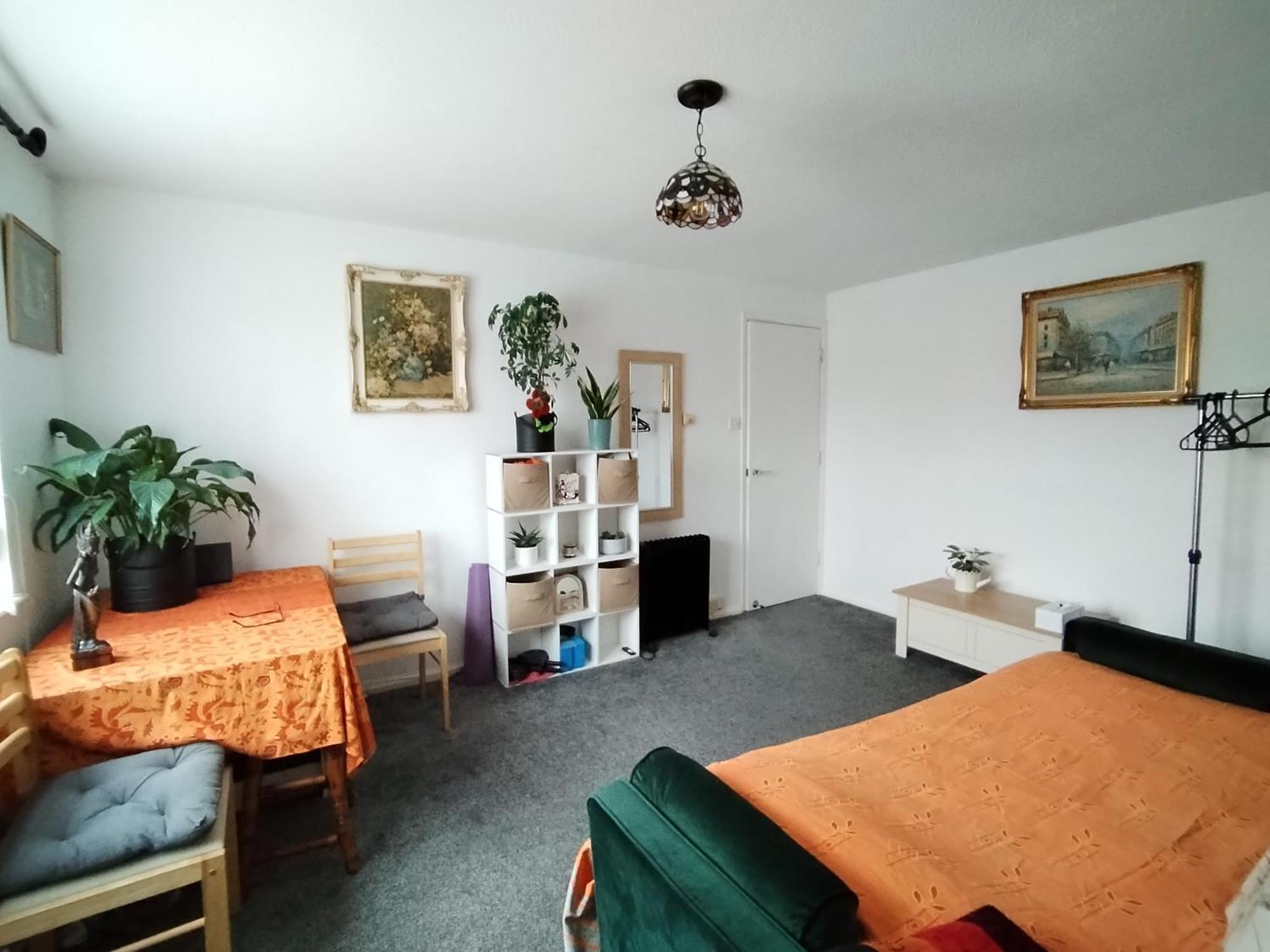 Home Away Home Near Heathrow Airport Cowley  المظهر الخارجي الصورة